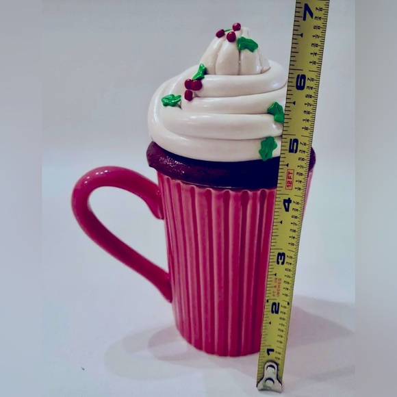 Christmas Cupcake Shape Coffee Mug Cup By Ganz Whipped Cream Holly Lid 3pc - Picture 13 of 13